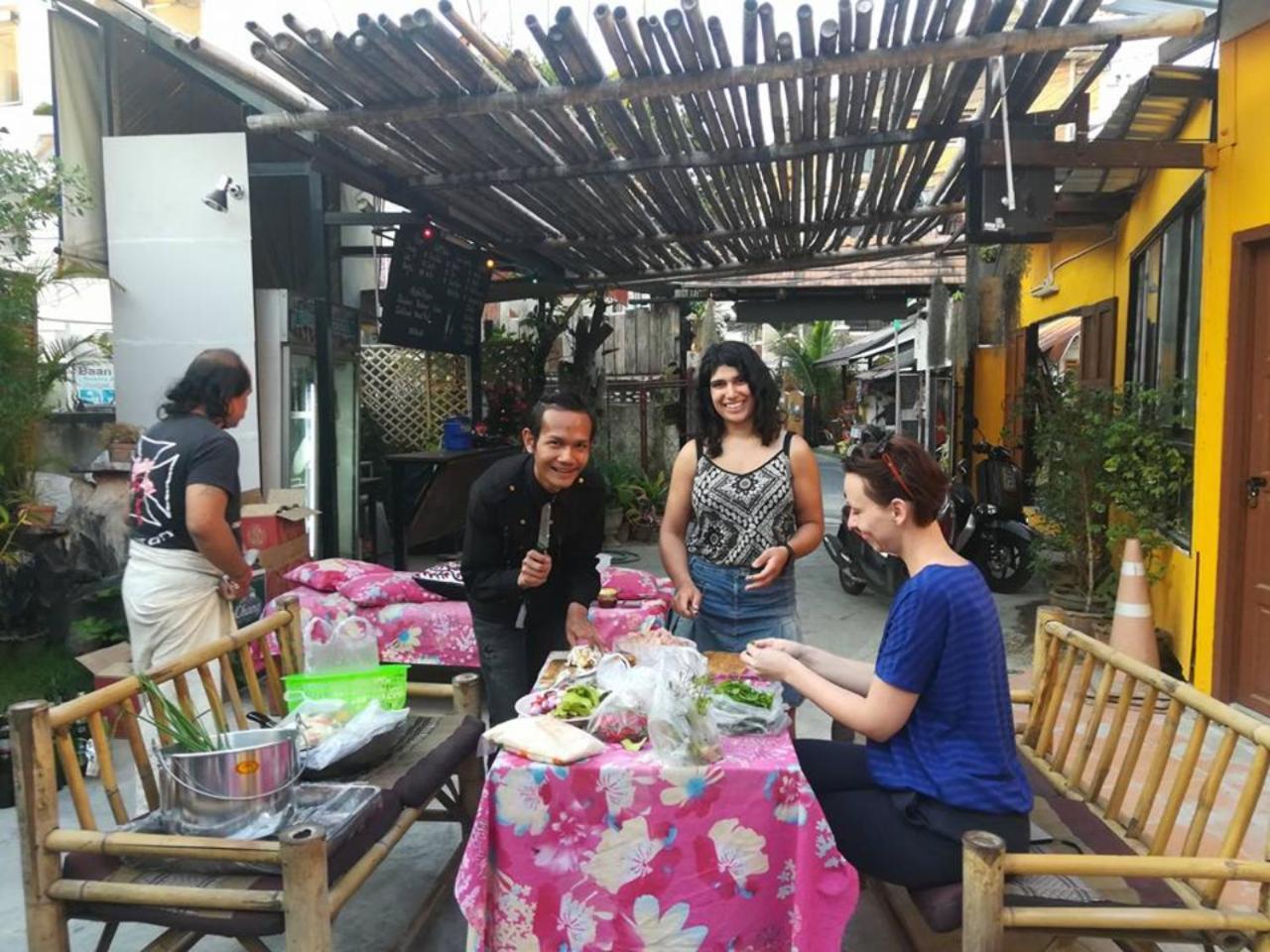 Cody Guesthouse Chiang Mai Exterior photo