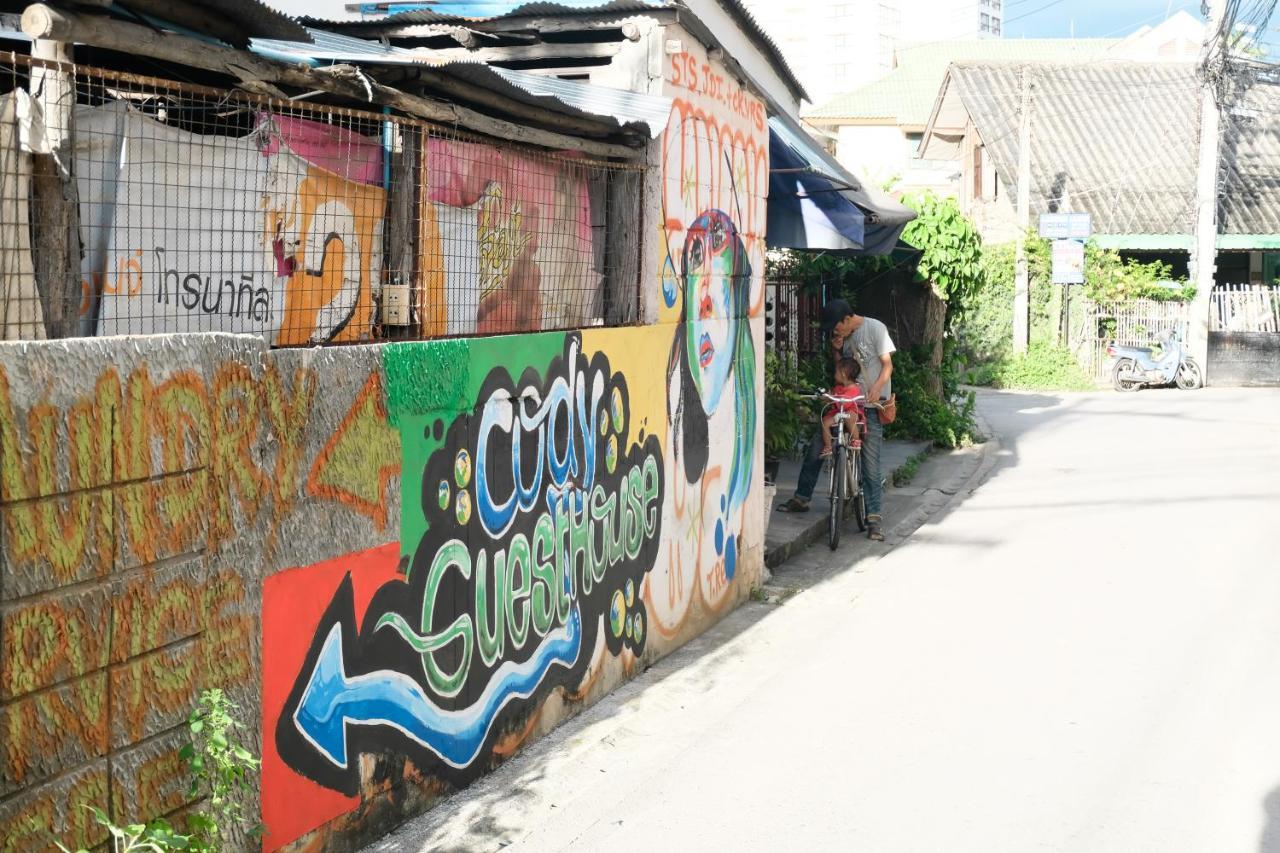 Cody Guesthouse Chiang Mai Exterior photo